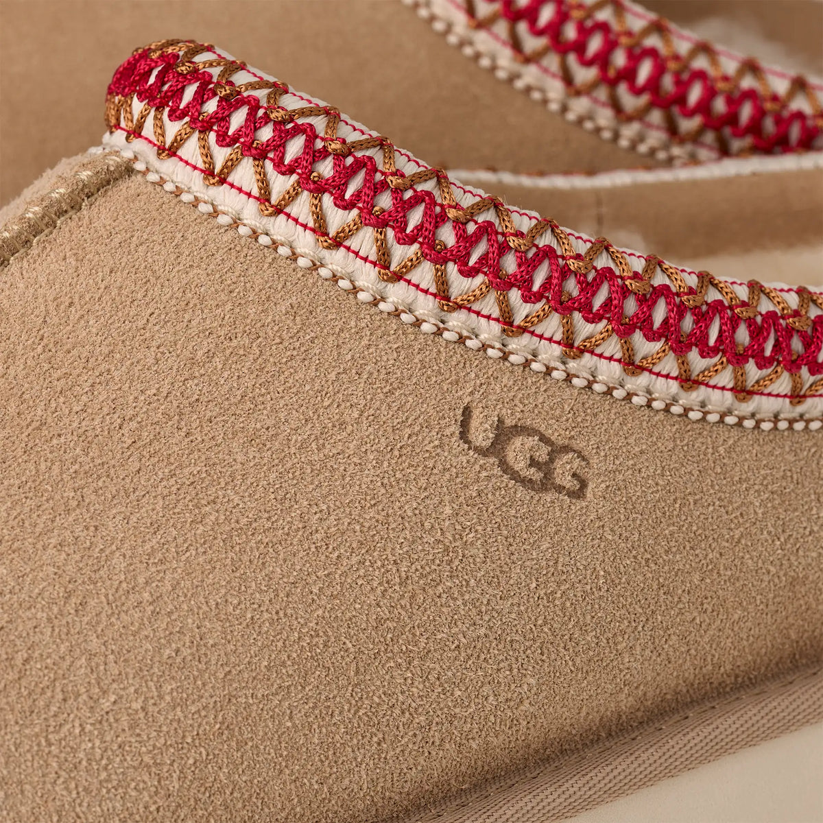 Tasman II Sand/Dark cherry